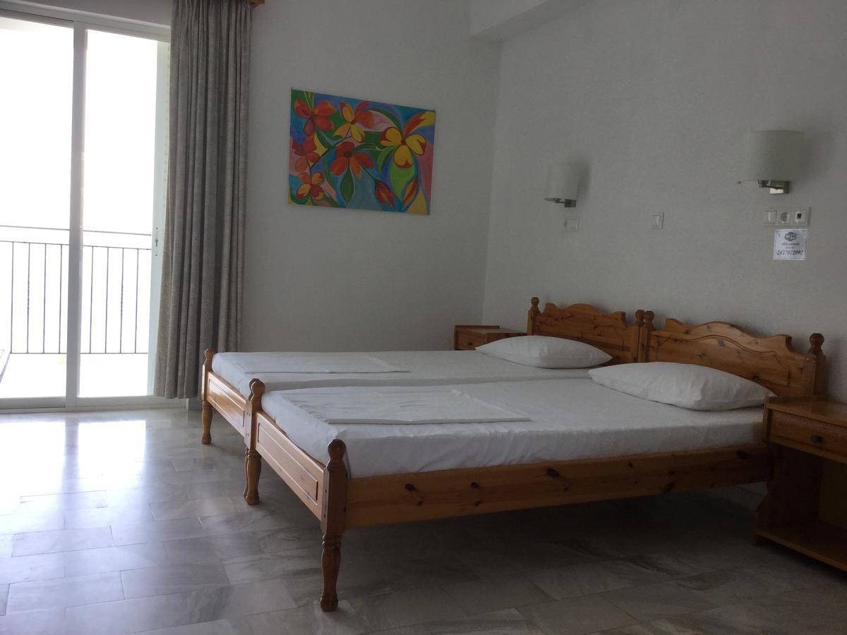 Villa Yiannis (Adults Only) Megali Ammos (Skiathos) Exterior foto