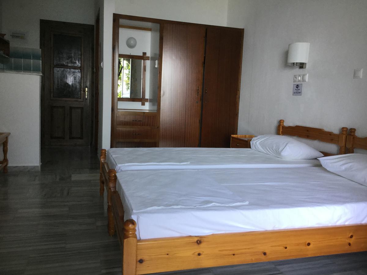Villa Yiannis (Adults Only) Megali Ammos (Skiathos) Exterior foto